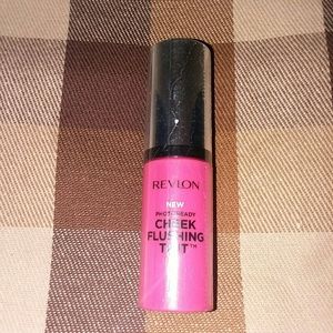 Revlon new photoready cheek flushing tint 001